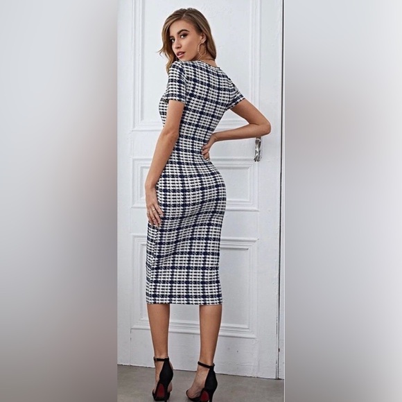 Houndstooth Pencil Dress - Picture 2 of 6